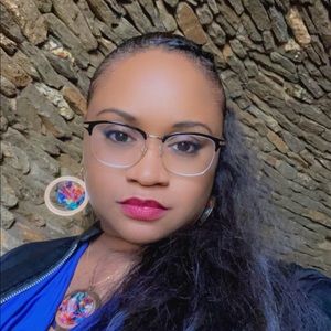 Meet your Posher, Jenell